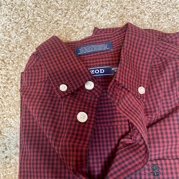 Izod Button down - Picture 2 of 3